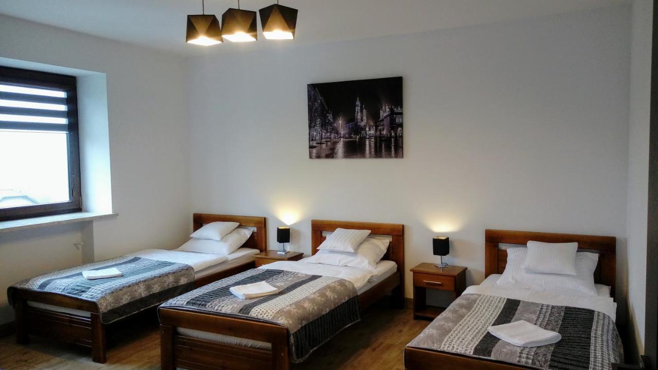 Leo House Hotel Gaj  Ngoại thất bức ảnh